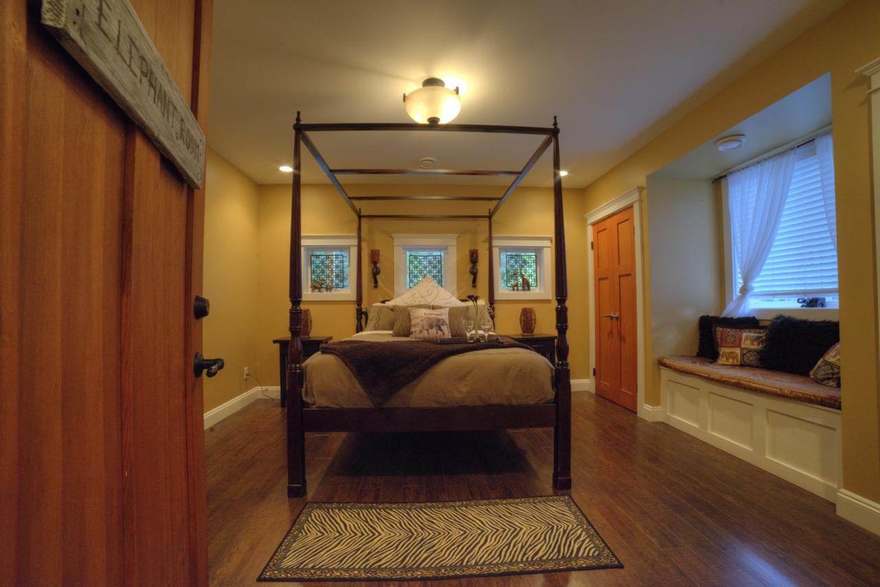 Shawnigan Suite B & B Shawnigan Lake ภายนอก รูปภาพ